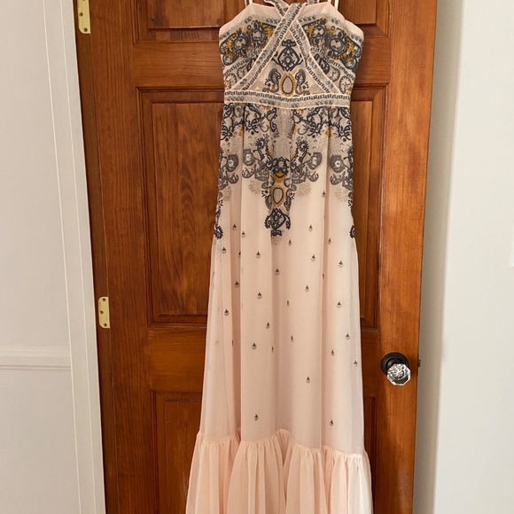 NWT BCBG Max Azria  Embroidered Halter Gown WHISPER - Picture 7 of 14